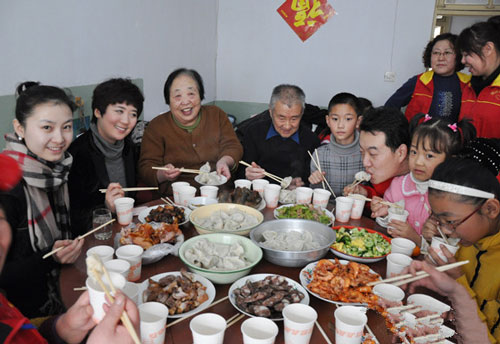 除夕团圆饭